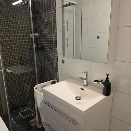 Ca17 - In Oslo, Suits Family And Globetrotters - 2-rooms * Oslo